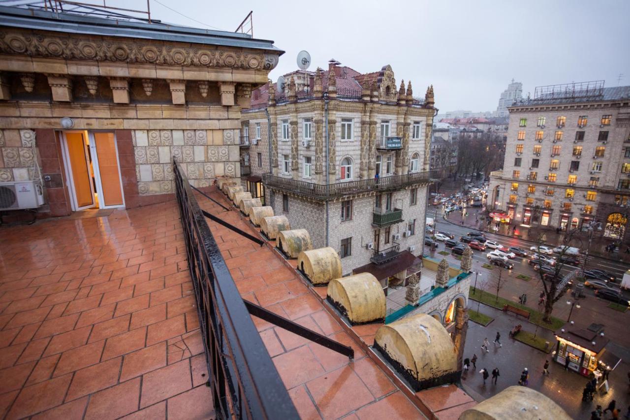 911 Apartments Khreshchatyk Kiev Eksteriør billede